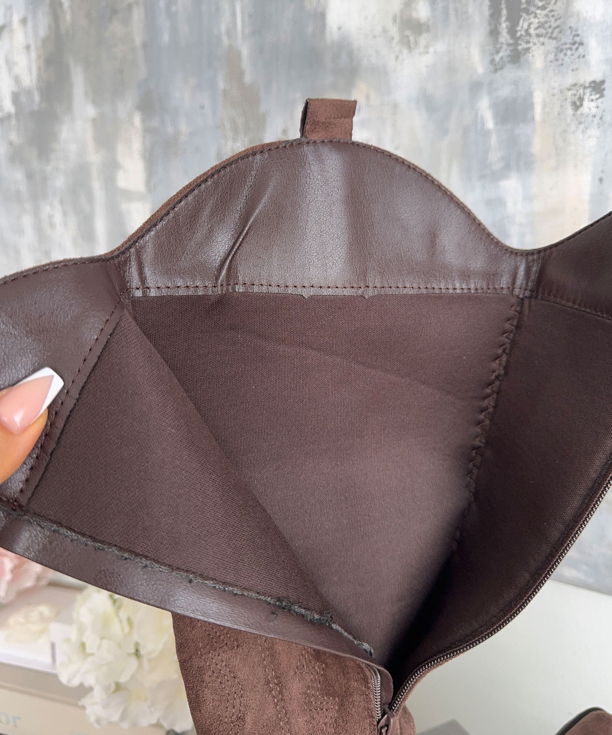Selenay | Stivali cowboy alti effetto scamosciato marrone scuro