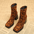 Calvera – Stivaletti leopardati effetto camoscio
